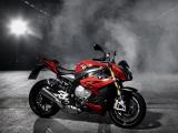 寶馬S1000R